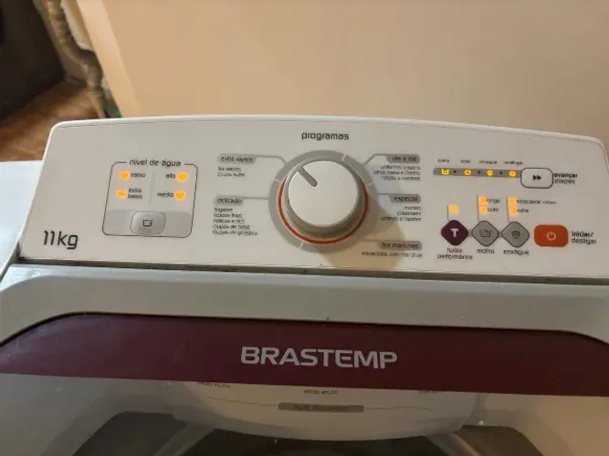 Máquina de lavar roupa Brastemp 11kg