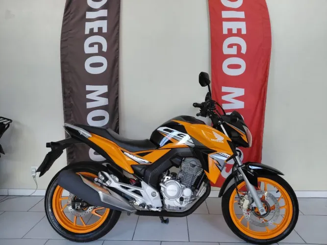 Cb twister ABS 250F - 2019 impecável ( ac. moto e financio )