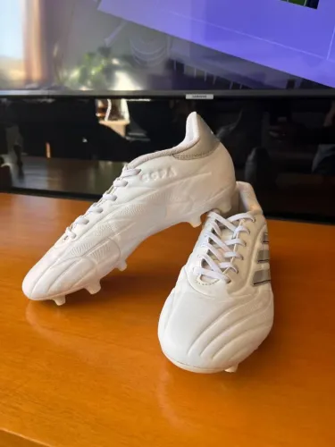 Chuteira Adidas Copa League