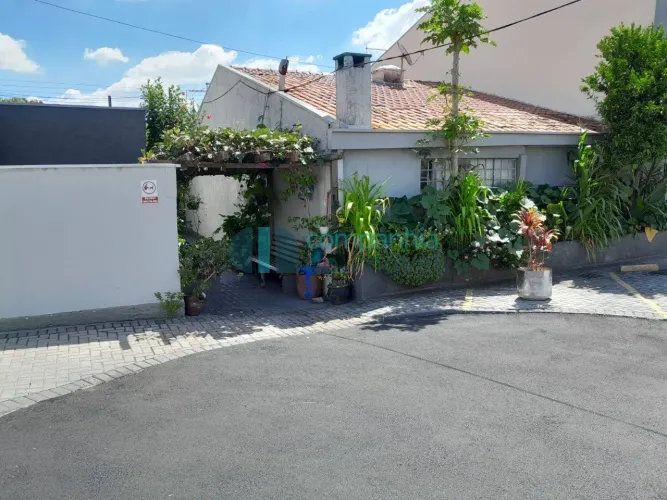 Casa Térrea em condomínio no Xaxim