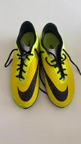 Chuteira Nike - Hypervenom