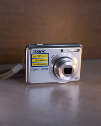 Câmera SONY Cybershot S950 prata