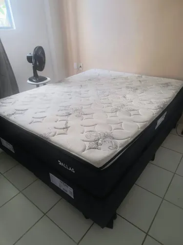 Cama box queen
