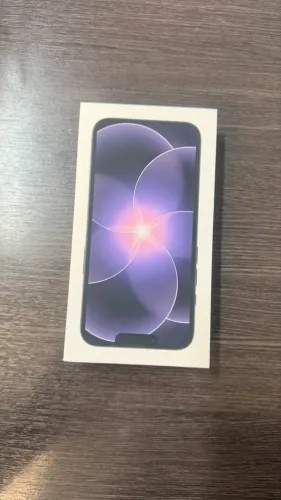 Vendo iPhone 17E novo na caixa com nota fiscal eua