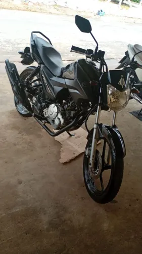 Moto YBR factor 125 preta