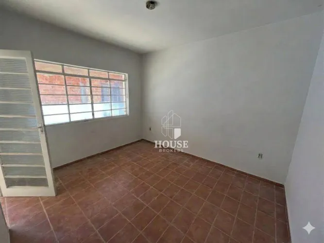 Casa com 4 dormitórios para alugar, 200 m² por R$ 2.450/mês - Jardim Centenário - Mogi Gua