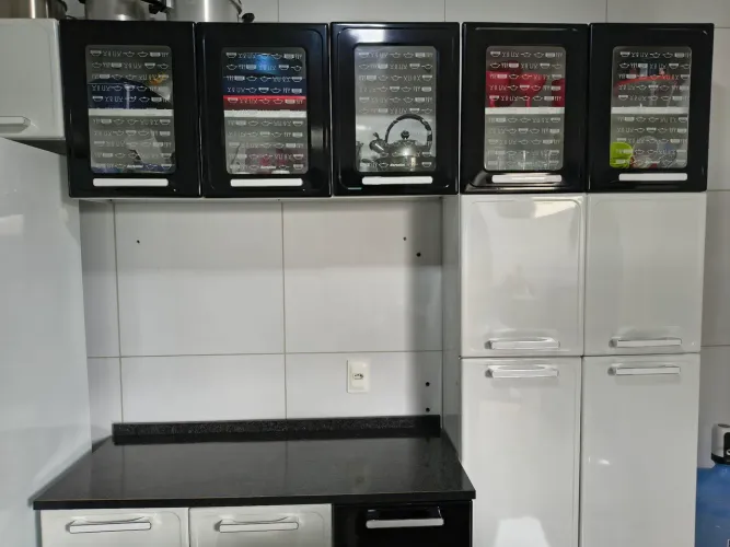 Armário de cozinha completo da Bertoline.