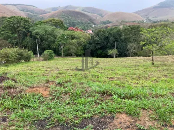 Excelente Terreno à venda, 1.697m² por R$ 170.000 - Fazenda da Grama - Rio Claro/RJ