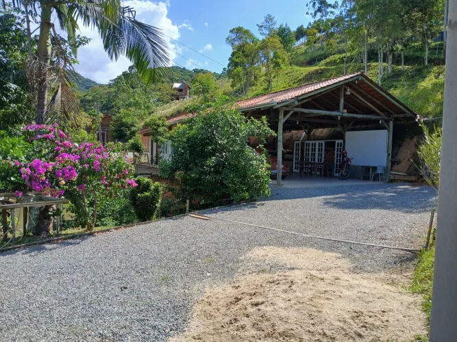 SÍTIO A VENDA EM CAMBORIÚ