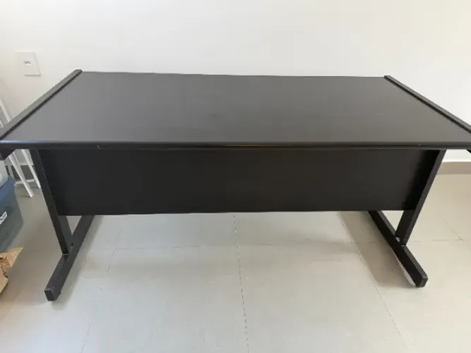 Mesa de Escritório Preta 160x80cm - Robusta / Ideal p/ Home Office