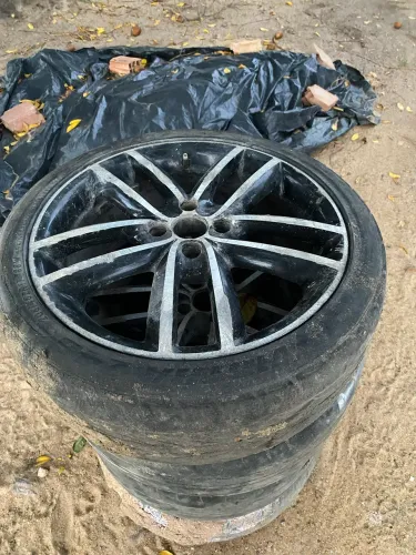 Rodas 17 pneus meia vida 