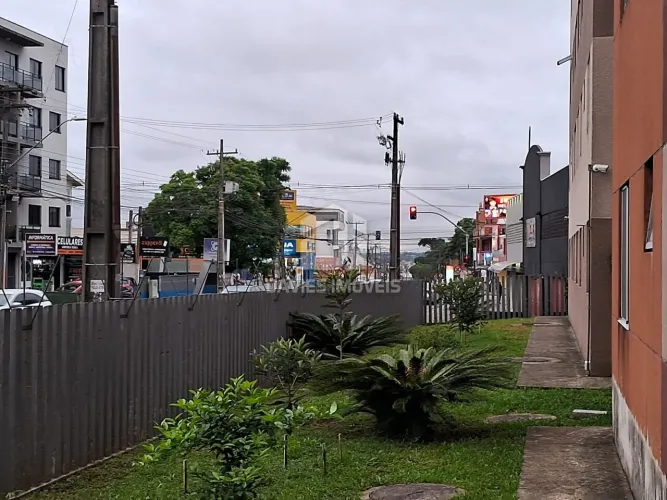 Apartamento no Pineville / 57 m² / 3 Quartos / Semi mobiliado / Sacada com churrasqueira /