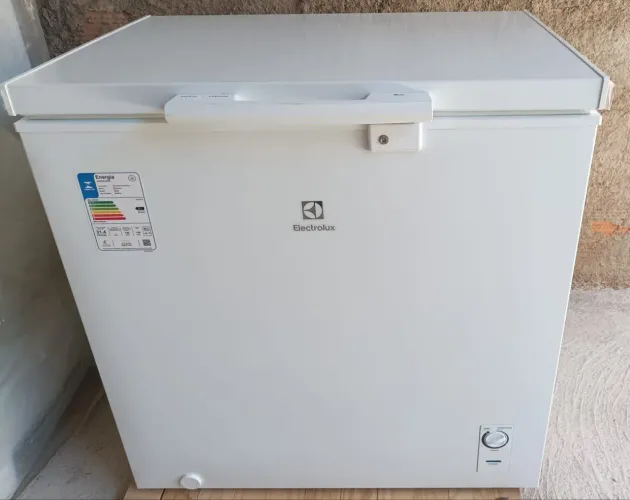 VENDO FFREEZER ELECTROLUX INVERTER - 199LITROS