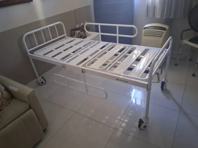 Cama hospitalar seminova, DELLAMED