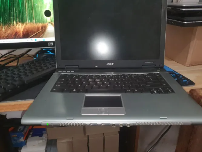 Notebook acer funcionando