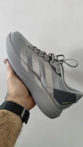 Tênis Adidas Adzero evo 42/3 parcelo