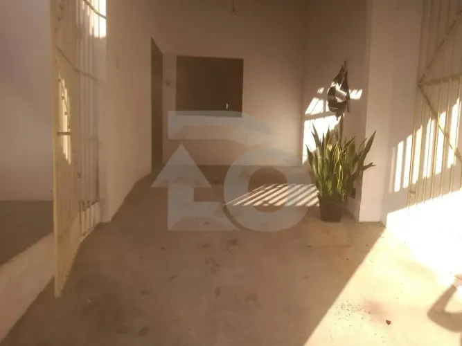Casa de 120m² no Bairro Jardim Centenário com 2 Quartos