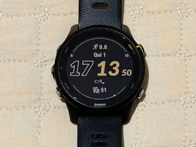 Smartwatch Garmin Forerunner 255 Music Preto