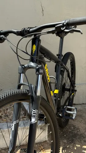 VENDO CALOI EXPLORER ARO 29