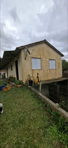 ? Casa à Venda -Terreno 20x30 e Arroio na Propriedade!
