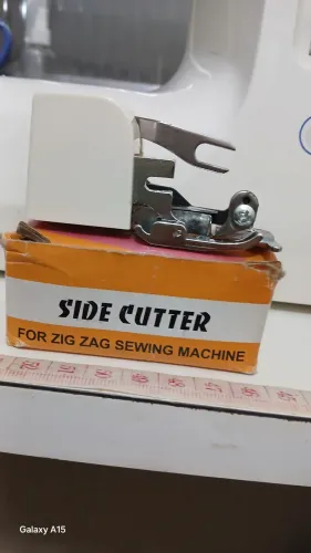 Pé calcador overlock