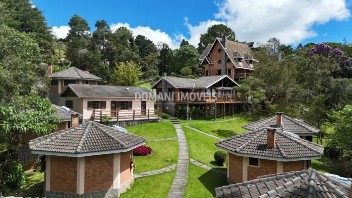 Pousada Exclusiva com 14 Suítes na Região do Alto da Boa Vista - Campos do Jordão/SP