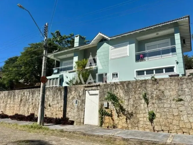 Casa para Locação em Florianópolis / SC no bairro Pantanal