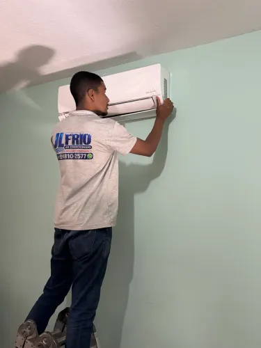INSTALAÇÃO DE AR CONDICIONADO- JL FRIO