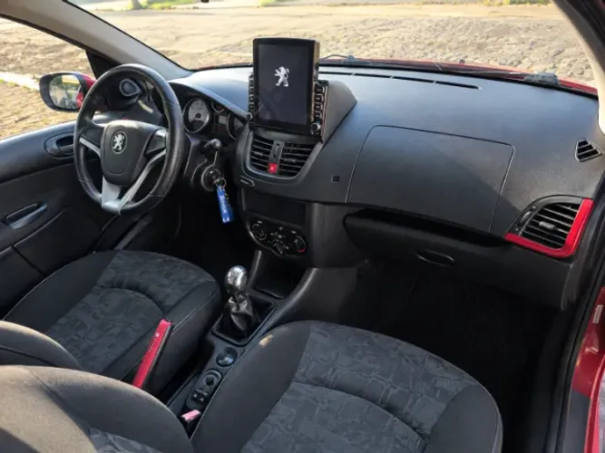 Peugeot 207 Sed. Passion XR Sport 1.4 Flex 8V 4P 2010