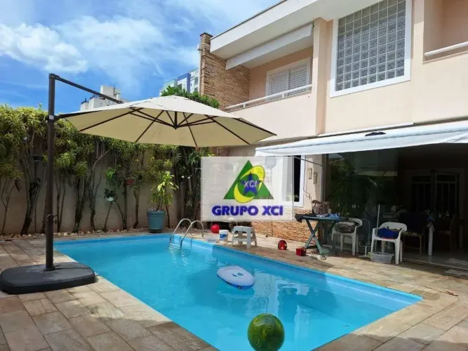 Casa com 4 dormitórios à venda, 300 m² por R$ 2.400.000,00 - Fazenda Santa Cândida - Campi