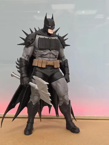 Batman Absolute 24cm - Estátua Decorativa Impressa em 3D