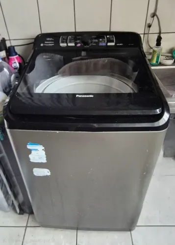Máquina de lavar roupa Panasonic 12kg preta 220v