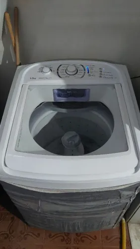 Máquina de lavar Electrolux 13kg