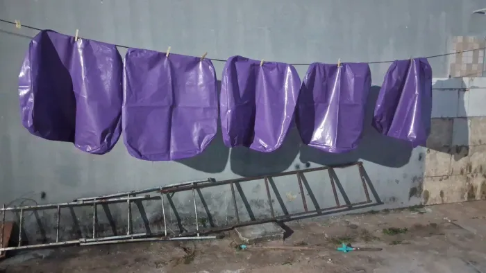 Vendo 5 forro de mesa de plástico usadas uma vez 