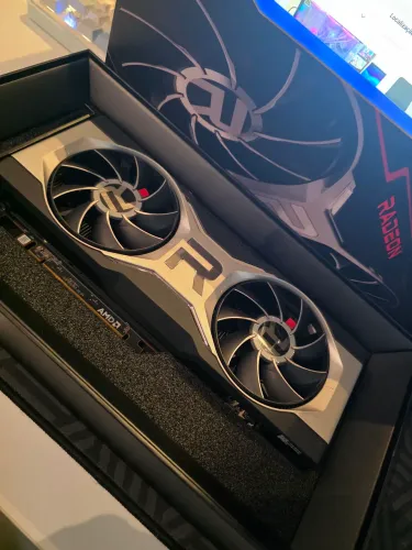 Radeon Rx 6700 XT 12gb seminova