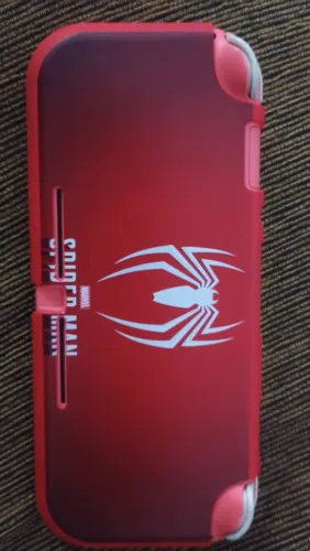 Nintendo switch em excelente estado, com capa e grips do homem aranha