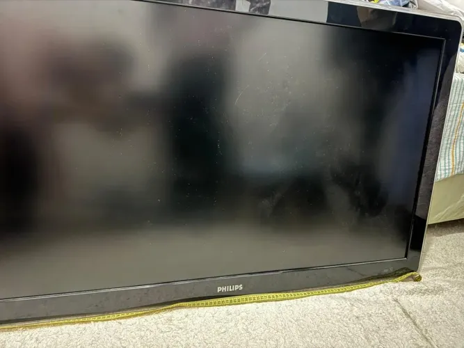TV Philips 47"