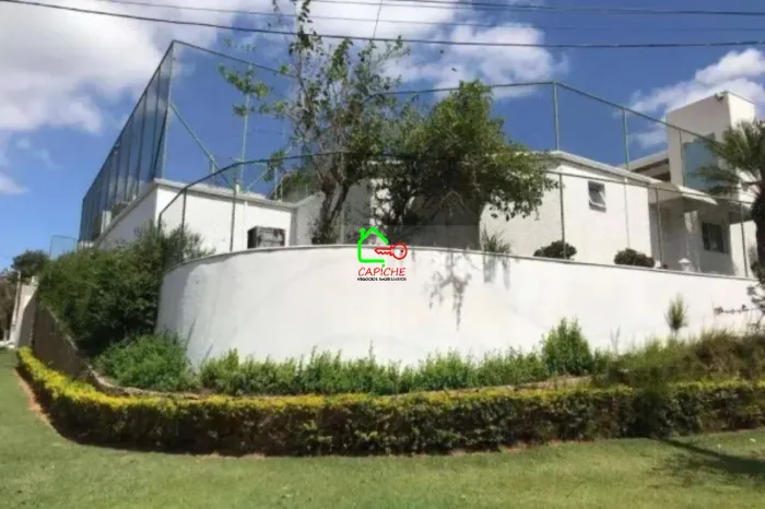 Casa em condomínio à venda em Vinhedo-SP, bairro Vista Alegre: 3 quartos, 2 suítes, 2 sala