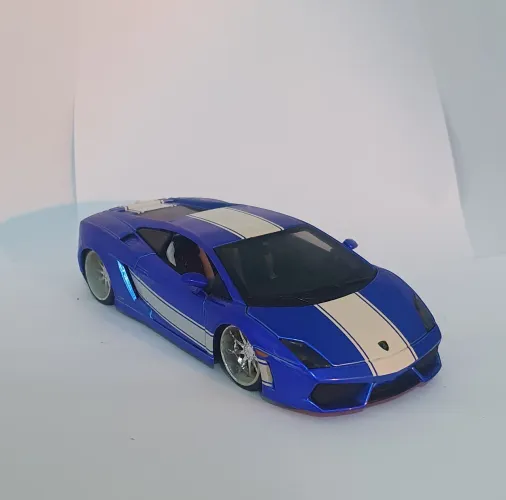 Miniatura 1:24