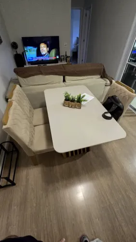 Mesa retangular 4 lugares com 4 cadeiras