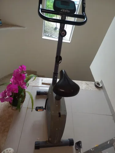 Bicicleta ergométrica caloi act clb 21