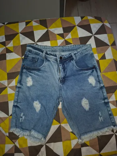 Short jeans