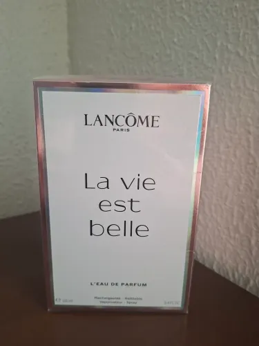 Perfume La vie est belle