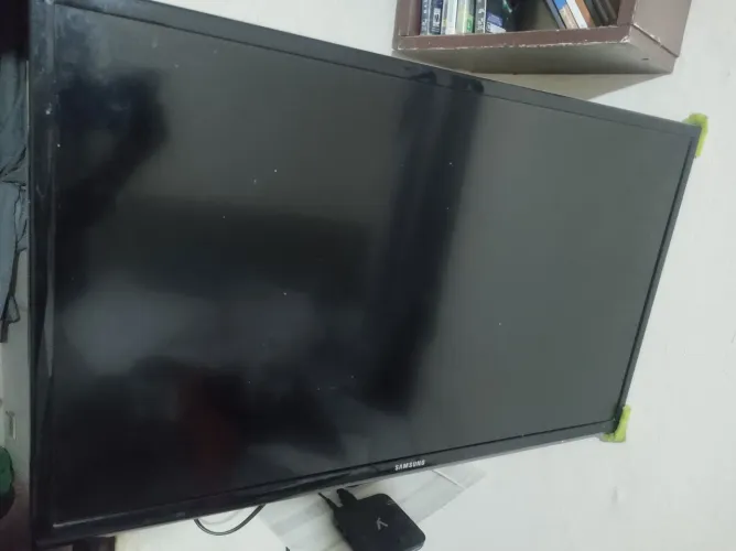 Vento TV Samsung,32 polegadas,otimo estado,vai com aparelho que faz virar smart