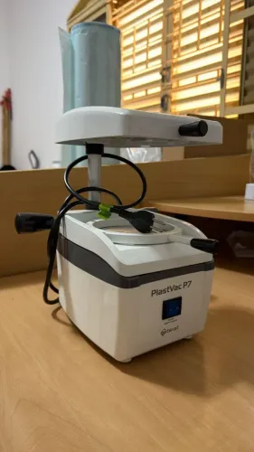 Plastificadora a Vácuo Bio-Art PlastVac P7 127V - Pouquíssimo Uso
