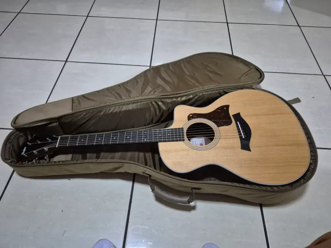 Violão Taylor 214ce