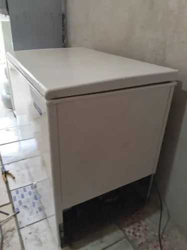 Frezzer 375 litros