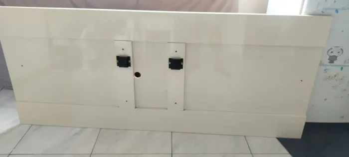 Vende-se Painel de Televisão