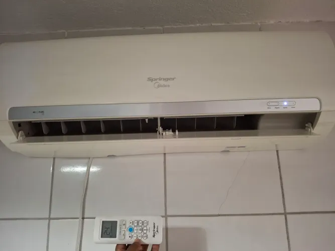Ar condicionado Springer Midea