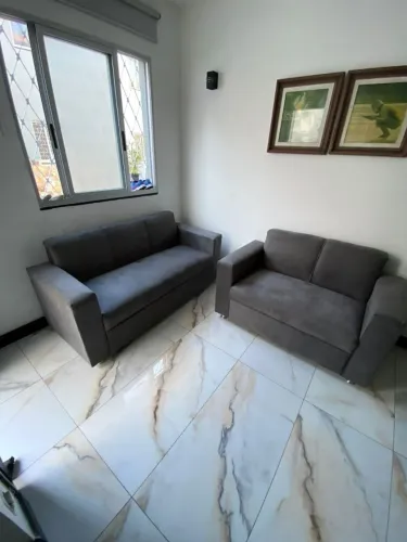 Sofá 2 e 3 pessoas Material suede D33 Resistente Confortável Promoção